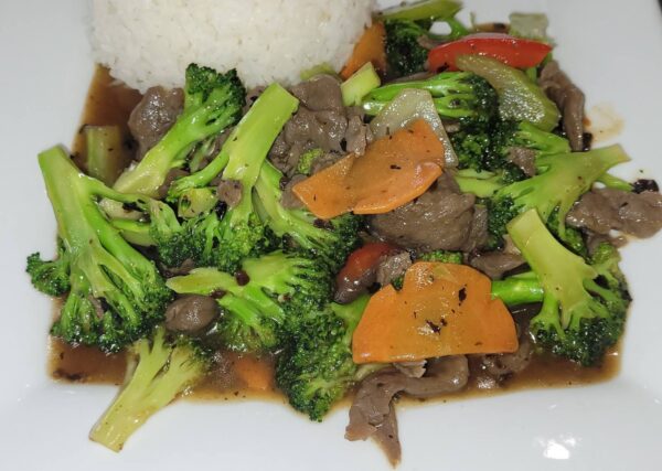 B6 - Beef in Black Bean Sauce and Mixed Vegetables Stir Fry
