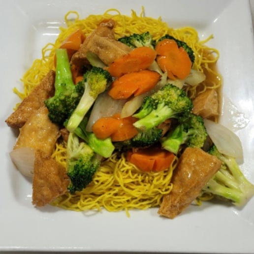 VE7 - Yellow Noodle Stir-Fry with Vegetables and Tofu